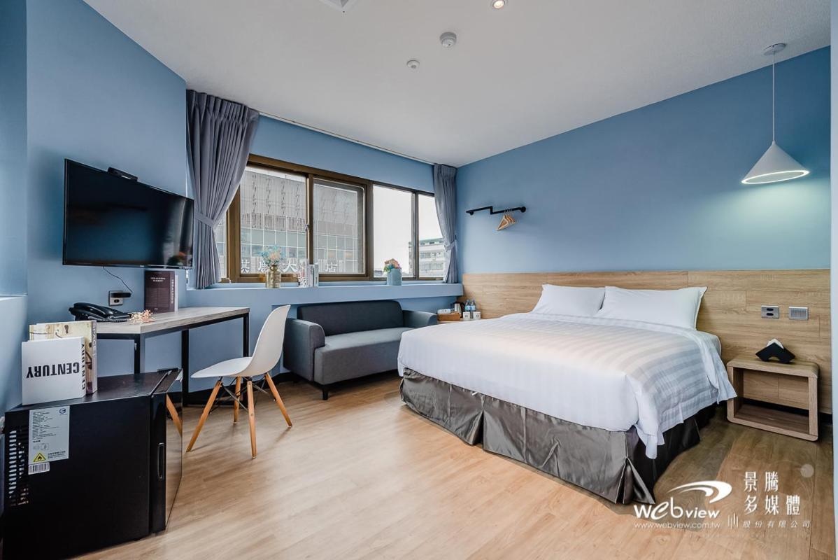 Prince Hotel Джиаоси Екстериор снимка