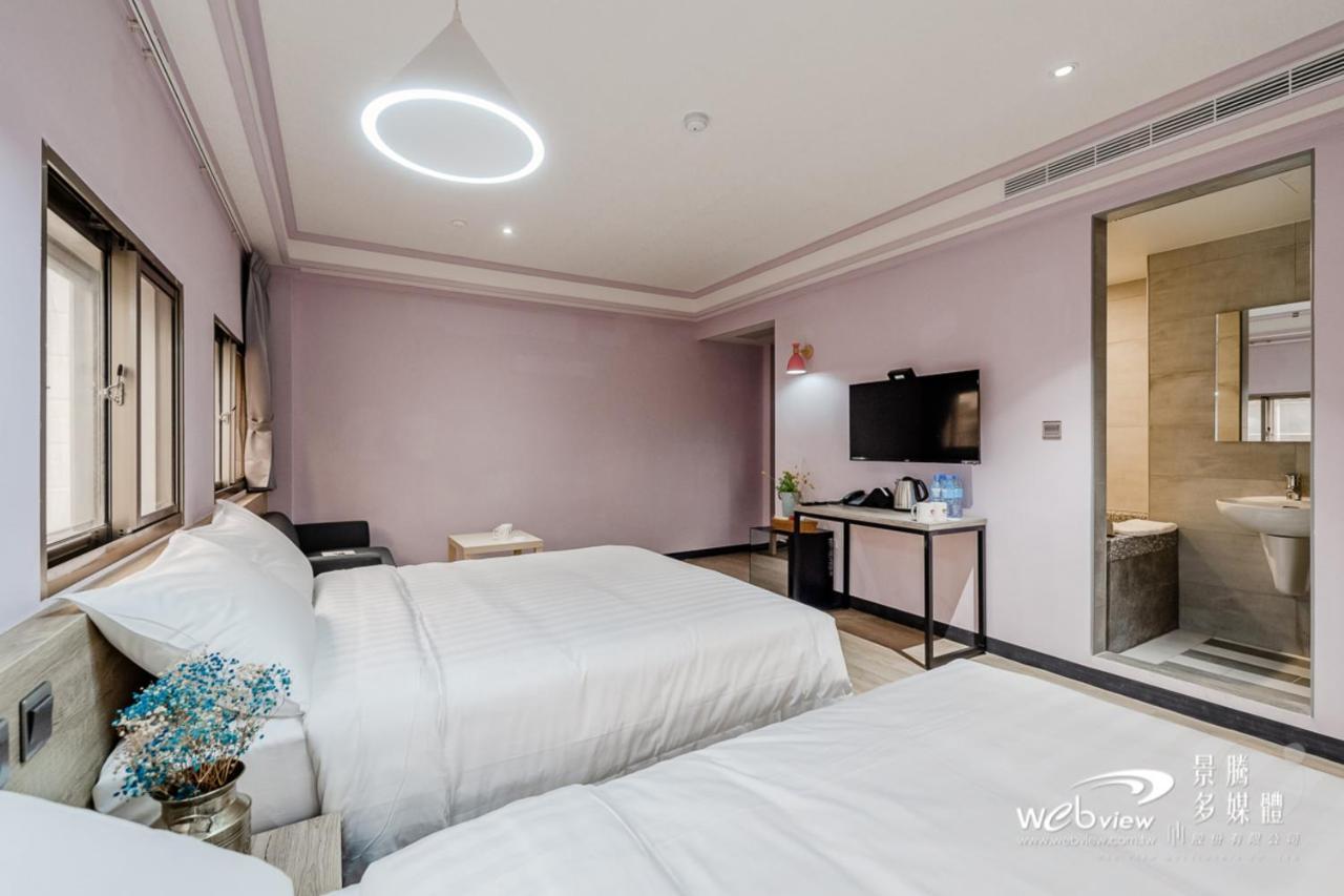 Prince Hotel Джиаоси Екстериор снимка